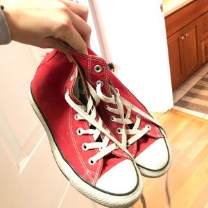 Red converse
